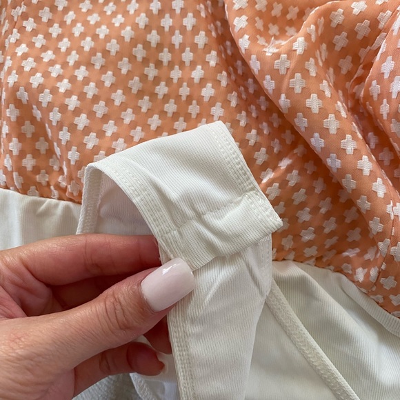 Peach Puff Sleeve Bodysuit - Picture 4 of 5